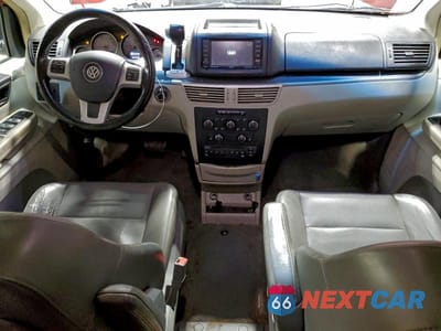 Zdjęcie 8 z 13 samochodu: 2011 VOLKSWAGEN ROUTAN SE VIN:2V4RW3DG8BR668318 - miniatura