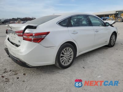 Trzecie zdjęcie samochodu z tyłu: 2015 TOYOTA AVALON HYBRID VIN:4T1BD1EB1FU042557 - miniatura