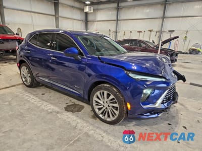 Czwarte zdjęcie samochodu z boku: 2025 BUICK ENVISION AVENIR VIN:LRBFZME47SD089627 - miniatura
