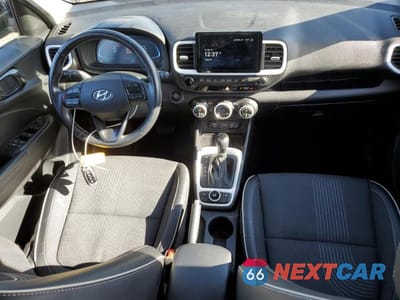 Zdjęcie 8 z 12 samochodu: 2023 HYUNDAI VENUE VIN:KMHRC8A3XPU258031 - miniatura