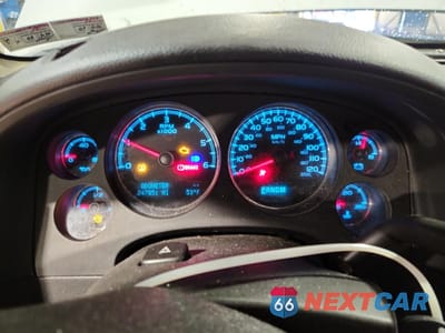 Zdjęcie 9 z 13 samochodu: 2010 CHEVROLET TAHOE K1500 LT VIN:1GNUKBE06AR232204 - miniatura
