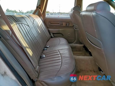 Zdjęcie 10 z 14 samochodu: 1993 BUICK ROADMASTER ESTATE VIN:1G4BR8373PW404287 - miniatura