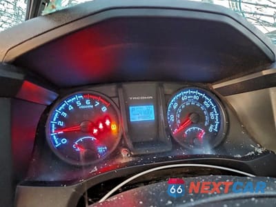 Zdjęcie 9 z 13 samochodu: 2017 TOYOTA TACOMA ACCESS CAB VIN:5TFRX5GN7HX092373 - miniatura