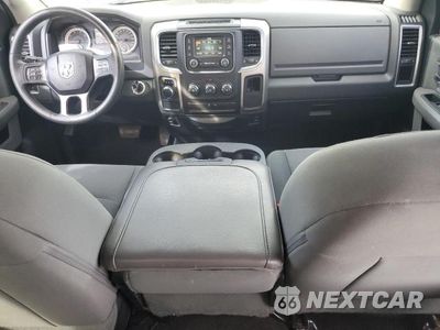 Zdjęcie 8 z 12 samochodu: 2018 RAM 1500 SLT VIN:1C6RR6GG0JS105329 - miniatura