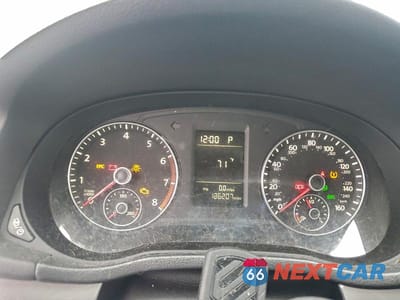 Zdjęcie 9 z 13 samochodu: 2013 VOLKSWAGEN PASSAT S VIN:1VWAP7A30DC053140 - miniatura