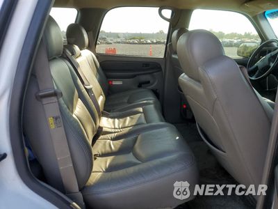 Zdjęcie 11 z 15 samochodu: 2003 GMC YUKON VIN:1GKEC13V33R222112 - miniatura