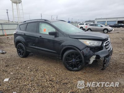 Czwarte zdjęcie samochodu z boku: 2017 FORD ESCAPE SE VIN:1FMCU0GD5HUC35536 - miniatura