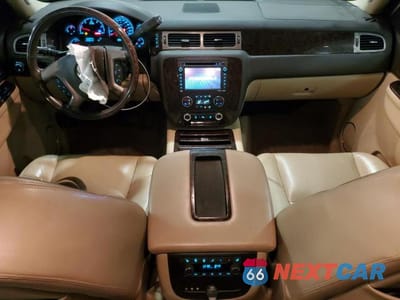 Zdjęcie 8 z 13 samochodu: 2013 GMC YUKON XL DENALI VIN:1GKS2MEF8DR360095 - miniatura
