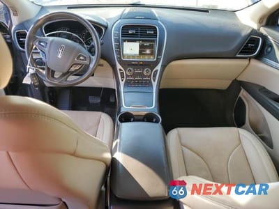 Zdjęcie 8 z 13 samochodu: 2017 LINCOLN MKX RESERVE VIN:2LMPJ6LRXHBL49282 - miniatura
