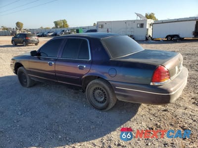 Drugie zdjęcie samochodu z przodu: 2001 FORD CROWN VICTORIA LX VIN:2FAFP74W11X106320 - miniatura