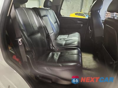 Zdjęcie 11 z 13 samochodu: 2010 CHEVROLET TAHOE K1500 LT VIN:1GNUKBE06AR232204 - miniatura