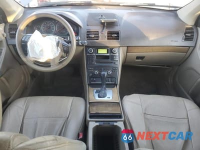 Zdjęcie 8 z 13 samochodu: 2010 VOLVO XC90 3.2 VIN:YV4982CZXA1533911 - miniatura