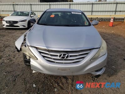Piąte zdjęcie samochodu w środku: 2011 HYUNDAI SONATA GLS VIN:5NPEB4AC9BH171206 - miniatura
