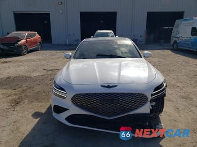 Piąte zdjęcie samochodu w środku: 2022 GENESIS G70 2.0T VIN:KMTG34TA5NU086697 - miniatura