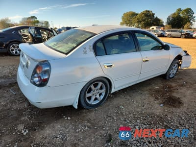 Trzecie zdjęcie samochodu z tyłu: 2004 NISSAN ALTIMA BASE VIN:1N4AL11D84C100425 - miniatura