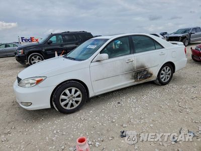 2003 TOYOTA CAMRY LE 4T1BE30KX3U194672 - główne zdjęcie licytacji z USA - miniatura