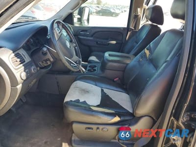 Zdjęcie 7 z 12 samochodu: 2014 CHEVROLET SILVERADO K2500 HEAVY DUTY LTZ VIN:1GC1KYE8XEF171452 - miniatura