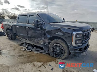 Czwarte zdjęcie samochodu z boku: 2025 FORD F250 SUPER DUTY VIN:1FT8W2BT1SEC84359 - miniatura