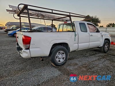Trzecie zdjęcie samochodu z tyłu: 2017 TOYOTA TACOMA ACCESS CAB VIN:5TFRX5GN7HX092373 - miniatura