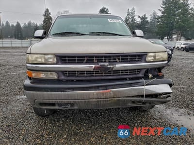 Piąte zdjęcie samochodu w środku: 2000 CHEVROLET SILVERADO K1500 VIN:1GCEK19T9YE150562 - miniatura