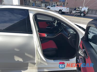 Piąte zdjęcie samochodu w środku: 2024 MERCEDES-BENZ C 300 4MATIC VIN:W1KAF4HB7RR202087 - miniatura