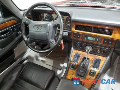 Zdjęcie 8 z 11 samochodu: 1994 JAGUAR XJS 2+2 VIN:SAJNX2749RC193204 - miniatura