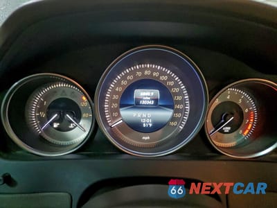 Zdjęcie 9 z 12 samochodu: 2014 MERCEDES-BENZ C 250 VIN:WDDGF4HBXEA948004 - miniatura