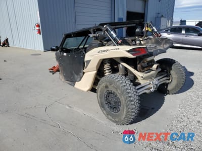 Trzecie zdjęcie samochodu z tyłu: 2022 CAN-AM MAVERICK X3 X RS TURBO RR VIN:3JBVXAV49NE000633 - miniatura