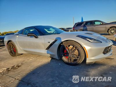 Czwarte zdjęcie samochodu z boku: 2014 CHEVROLET CORVETTE STINGRAY Z51 3LT VIN:1G1YM2D70E5125920 - miniatura
