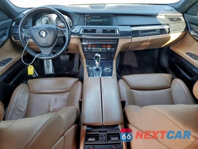 Zdjęcie 8 z 13 samochodu: 2010 BMW 750 LI XDRIVE VIN:WBAKC8C53AC430074 - miniatura
