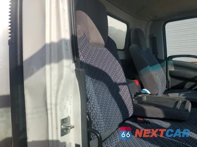 Zdjęcie 10 z 12 samochodu: 2024 ISUZU NPR HD BOX TRUCK VIN:54DC4W1D5RS209298 - miniatura