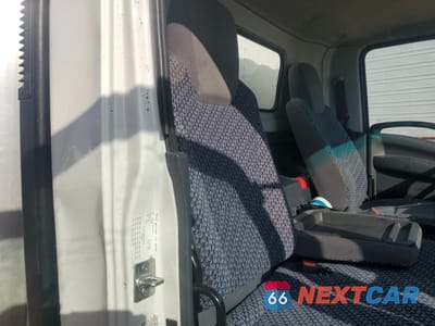 Zdjęcie 10 z 12 samochodu: 2024 ISUZU NPR HD BOX TRUCK VIN:54DC4W1D5RS209298 - miniatura