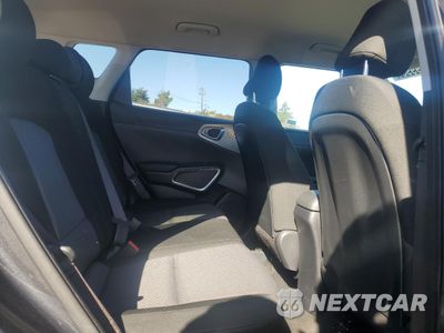Zdjęcie 10 z 13 samochodu: 2023 KIA SOUL LX VIN:KNDJ23AUXP7880319 - miniatura