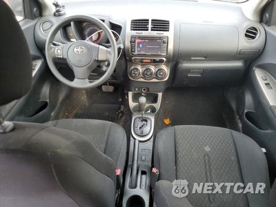 Zdjęcie 8 z 12 samochodu: 2013 TOYOTA SCION XD VIN:JTKKUPB45D1037933 - miniatura