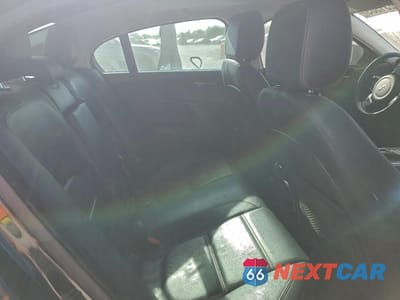 Zdjęcie 10 z 13 samochodu: 2017 JAGUAR XE PRESTIGE VIN:SAJAE4BG5HA952507 - miniatura