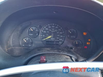 Zdjęcie 9 z 14 samochodu: 1999 GMC SONOMA VIN:1GTCT19XXX8506800 - miniatura
