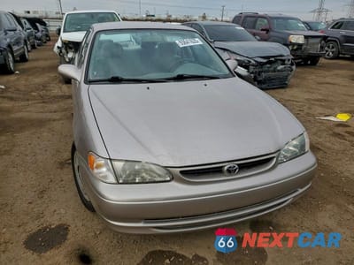 Piąte zdjęcie samochodu w środku: 1998 TOYOTA COROLLA VIN:1NXBR18E4WZ040602 - miniatura