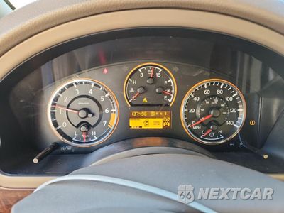 Zdjęcie 9 z 16 samochodu: 2015 NISSAN ARMADA SV VIN:5N1BA0NC3FN618946 - miniatura