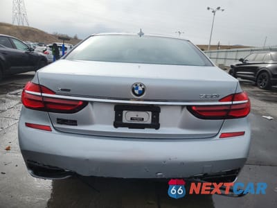 Zdjęcie 6 z 14 samochodu: 2018 BMW 750 XI VIN:WBA7F2C57JB238477 - miniatura