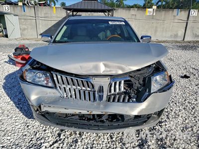 Piąte zdjęcie samochodu w środku: 2010 LINCOLN MKZ VIN:3LNHL2GC0AR650871 - miniatura