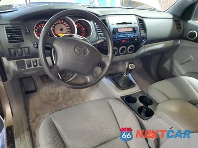 Zdjęcie 8 z 12 samochodu: 2006 TOYOTA TACOMA ACCESS CAB VIN:5TEUX42N56Z183109 - miniatura