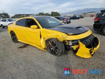 Czwarte zdjęcie samochodu z boku: 2017 DODGE CHARGER VIN:2C3CDXGJ8HH575435 - miniatura