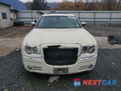 Piąte zdjęcie samochodu w środku: 2006 CHRYSLER 300C VIN:2C3KA63HX6H254513 - miniatura