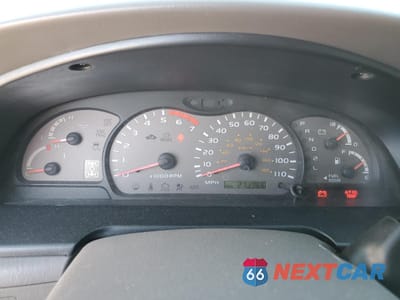 Zdjęcie 9 z 13 samochodu: 2002 TOYOTA SEQUOIA SR5 VIN:5TDBT44AX2S062810 - miniatura