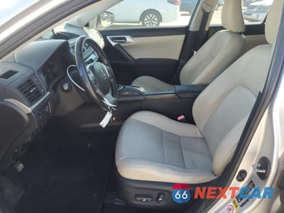 Zdjęcie 7 z 12 samochodu: 2012 LEXUS CT 200 VIN:JTHKD5BH7C2108412 - miniatura