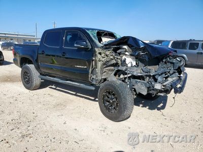 Czwarte zdjęcie samochodu z boku: 2018 TOYOTA TACOMA DOUBLE CAB VIN:5TFAZ5CN7JX058145 - miniatura