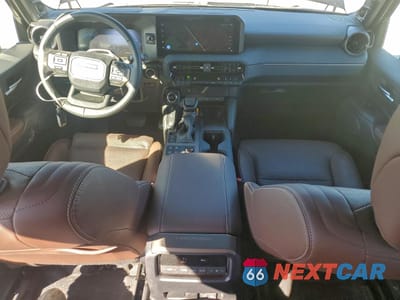 Zdjęcie 8 z 13 samochodu: 2025 TOYOTA LAND CRUISER BASE VIN:JTEABFAJ5SK026475 - miniatura