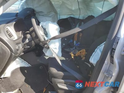 Zdjęcie 7 z 13 samochodu: 2021 JEEP RENEGADE SPORT VIN:ZACNJDABXMPN36882 - miniatura