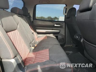 Zdjęcie 10 z 11 samochodu: 2015 TOYOTA TUNDRA VIN:5TFDW5F10FX488346 - miniatura