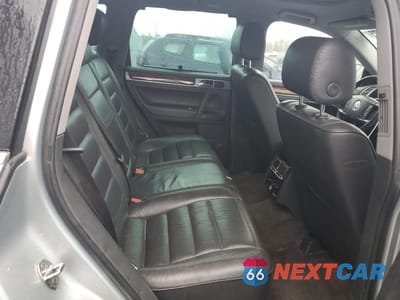 Zdjęcie 11 z 13 samochodu: 2004 VOLKSWAGEN TOUAREG 3.2 VIN:WVGBC67L54D026798 - miniatura